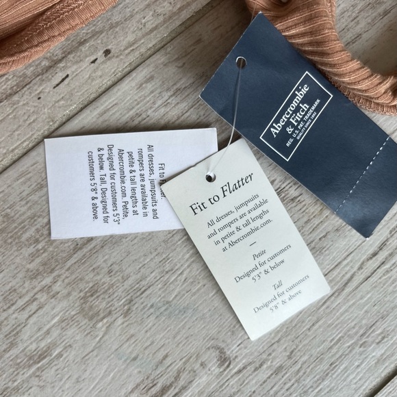 NWT Abercrombie & Fitch | Cut Out Asymmetric MIDI Dress XSp - Picture 11 of 14